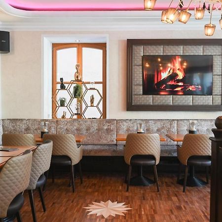 Meiser Altstadt Hotel 딘클스버 외부 사진