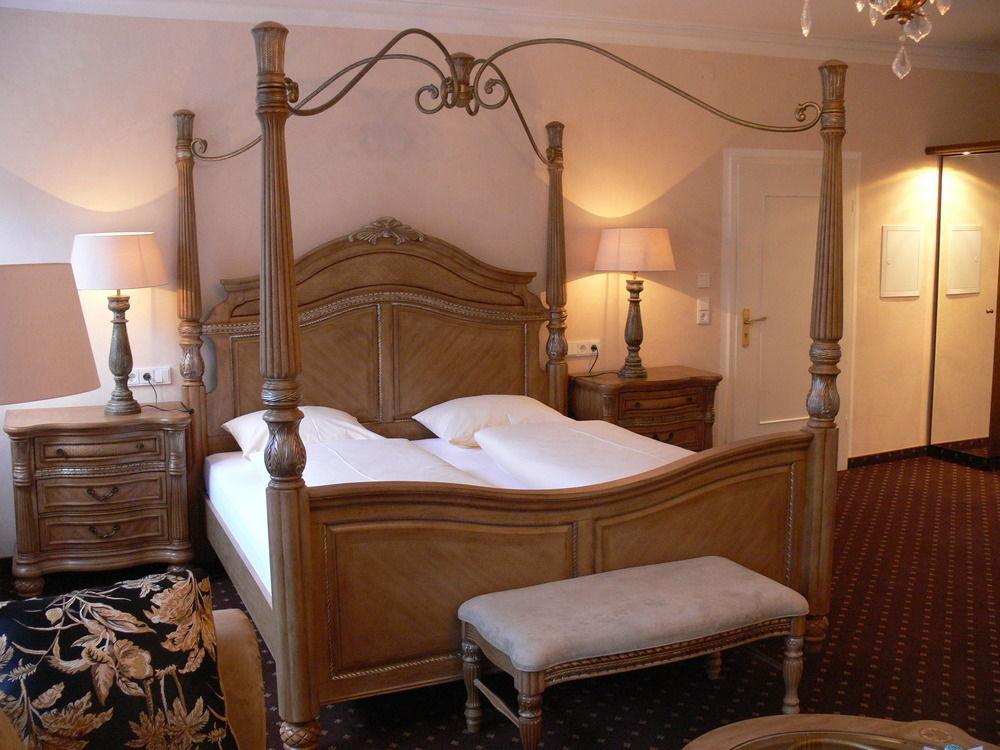 Meiser Altstadt Hotel 딘클스버 외부 사진